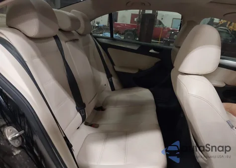 2017 Volkswagen Jetta 1.4T Se from USA, damaged, VIN 3VWDB7AJ5HM394693